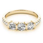 Three Stone Engagement Ring, Round Shape, in Yellow Gold - 82738