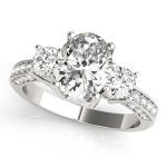 Three Stone Engagement Ring, Oval Shape, in White Gold - 82944