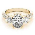 Three Stone Engagement Ring, Oval Shape, in Yellow Gold - 82944