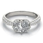 Halo Engagement Ring, Oval Shape, in Platinum - 84885