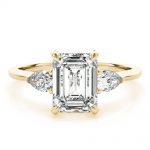 Three Stone Engagement Ring, Emerald Shape, in Yellow Gold - 85279